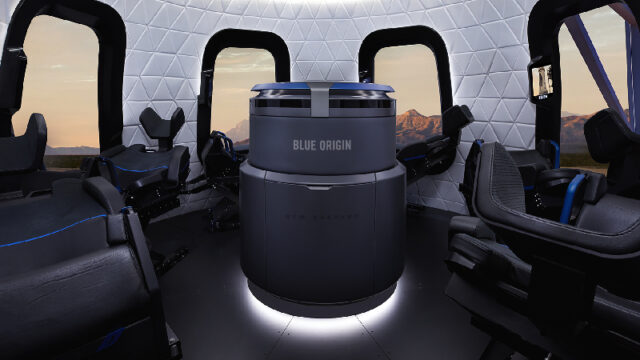 Anonymous bidder pays $28 million for space flight with Jeff Bezos