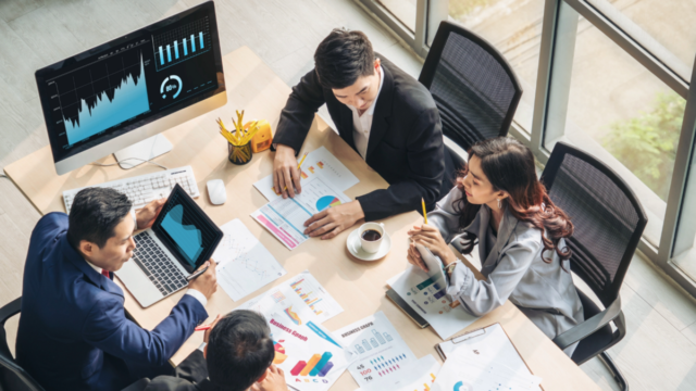 Engaging B2B Buying Committees: Advanced Strategies for Modern Account-Based Marketing
