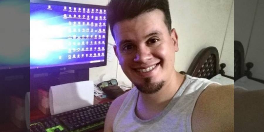 Web designer buys Google Argentina's domain for £2